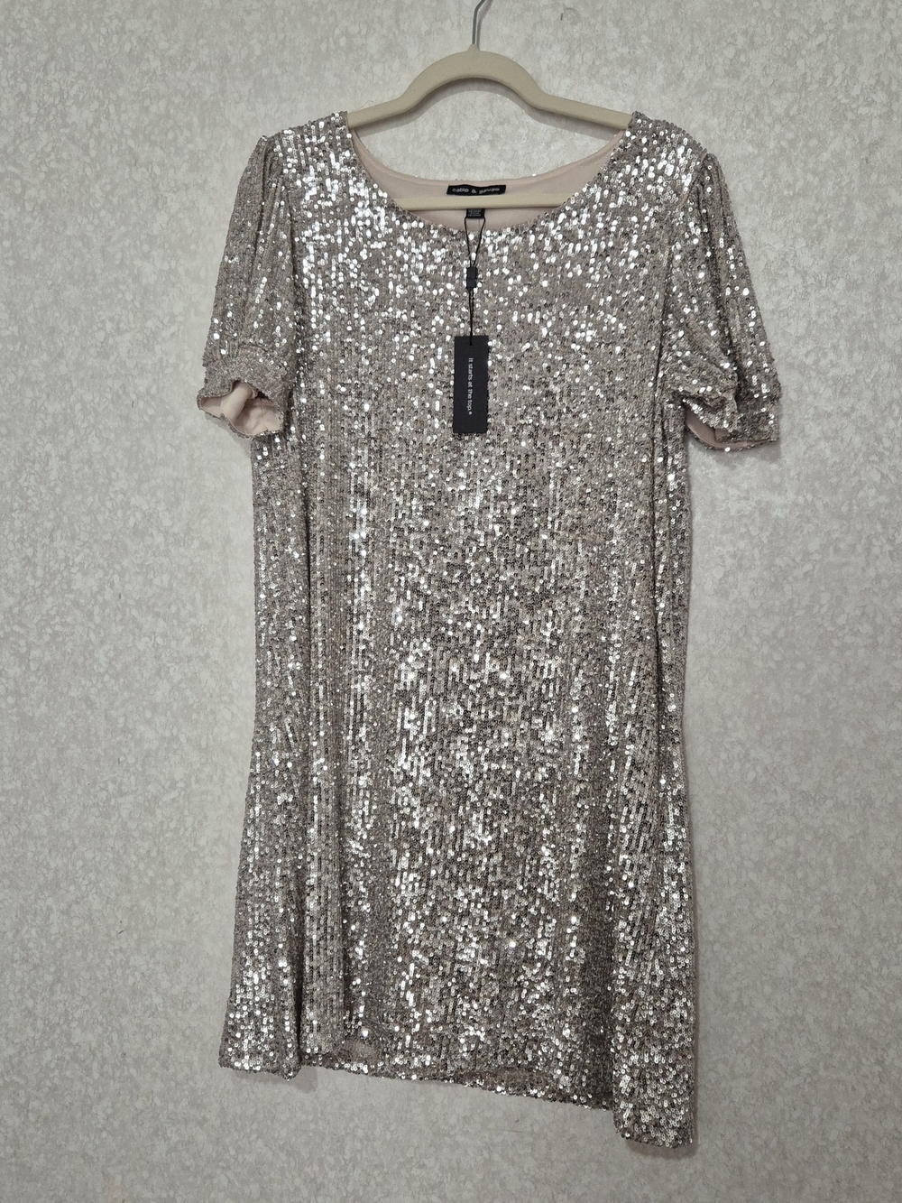 NWT Cable & Gauge Silver Sequin Short Sleeve Shift Dress-Size:L